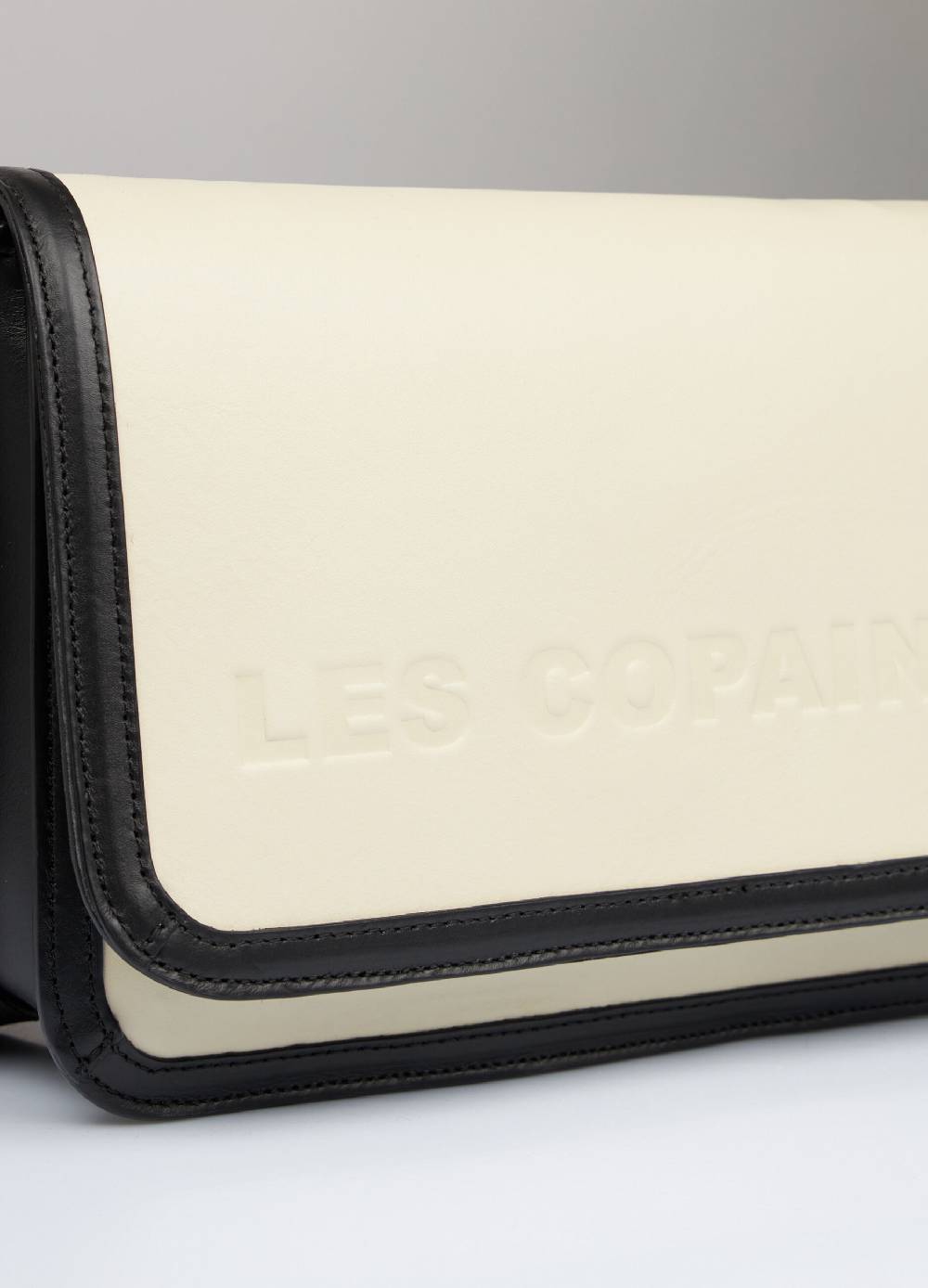 ﻿ LES COPAINSBorsa a tracolla in vera pelle Qualità Garantita