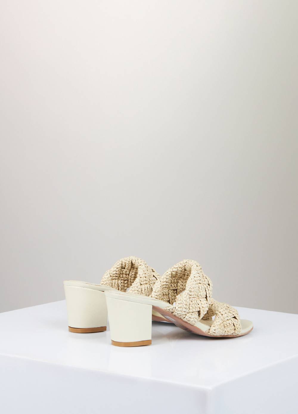 LES COPAINSSandali a fascia in pelle e rafia Shopping Online