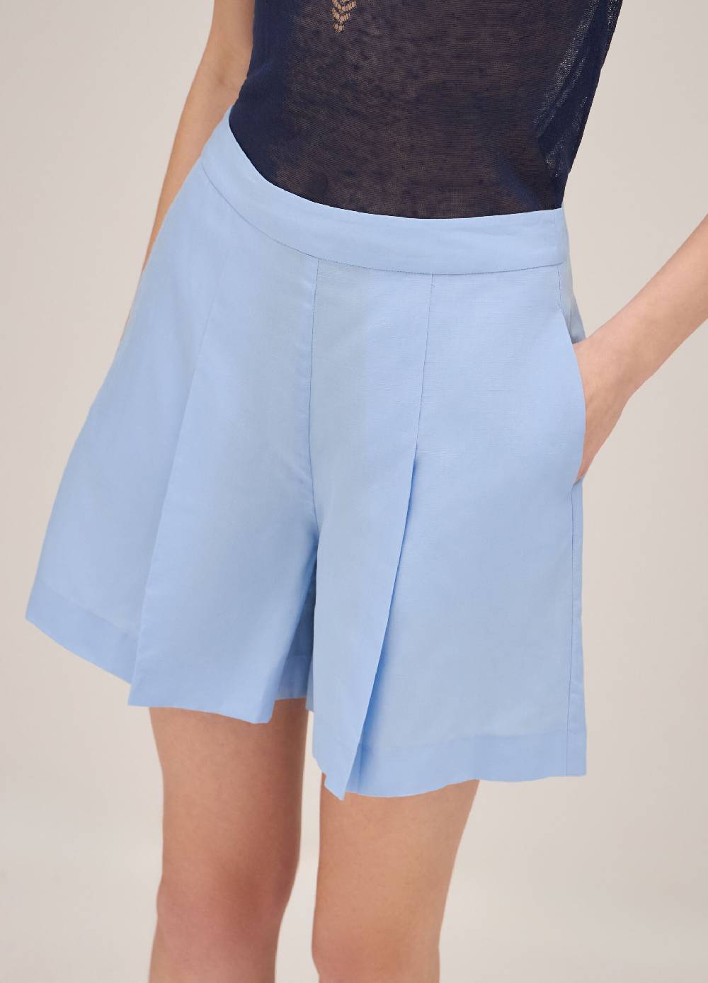 LES COPAINSPantaloni shorts in lyocell e lino Outlet
