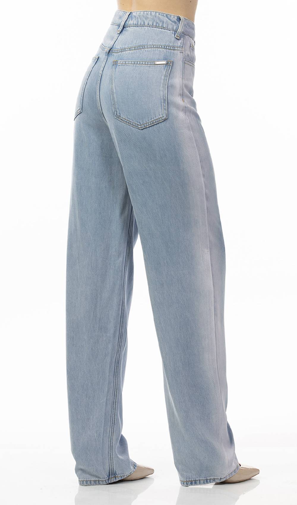 Koralline JEANS FLUIDO 2025