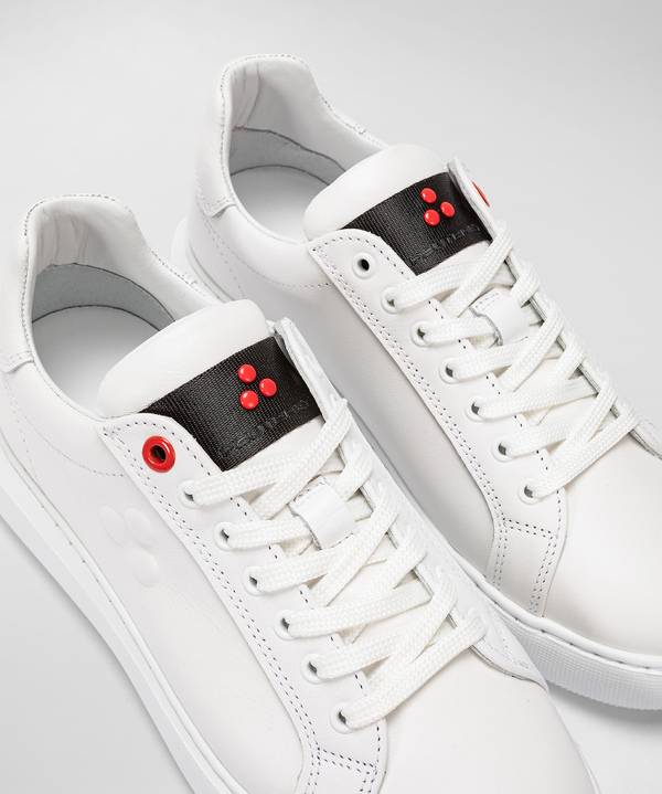 Peuterey Sneaker in pelle con logo goffrato Consegna Veloce