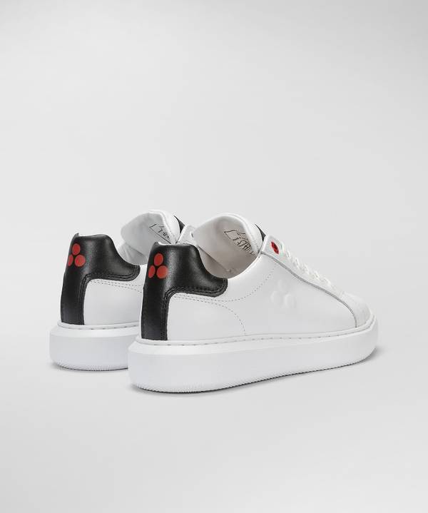 Peuterey Sneaker in pelle con logo goffrato Offerta