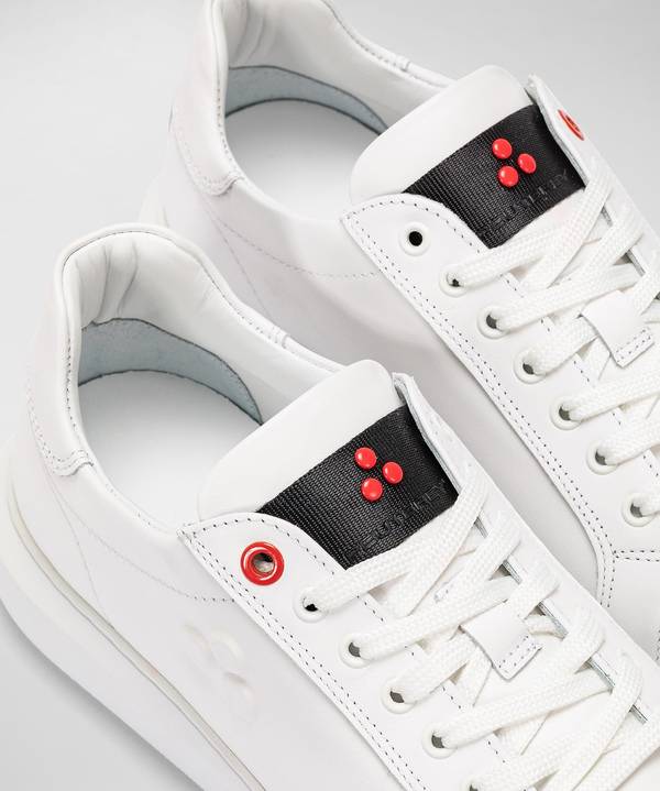 Peuterey Sneaker In Pelle Con Logo Goffrato Presa