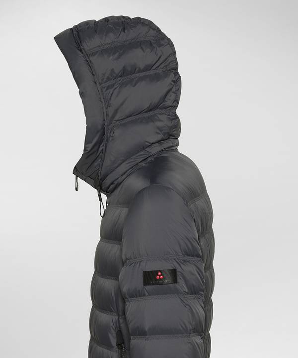 Peuterey Piumino Corto In Nylon Superleggero Fino al 50% di sconto