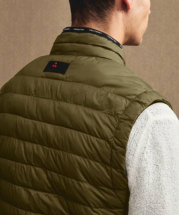 Peuterey Gilet imbottito superleggero e semilucido Presa