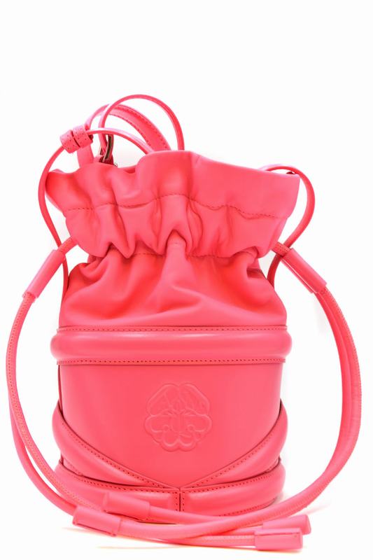 Alexander McQueen A tracolla Codice prodotto: 696811 1AXAC5907 Outlet