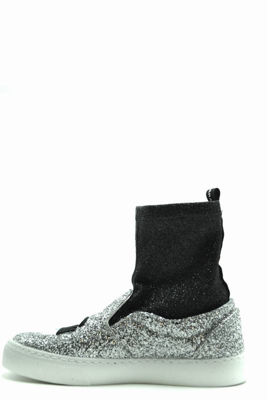 Chiara Ferragni Sneakers Codice prodotto: CF 2094 Saldi