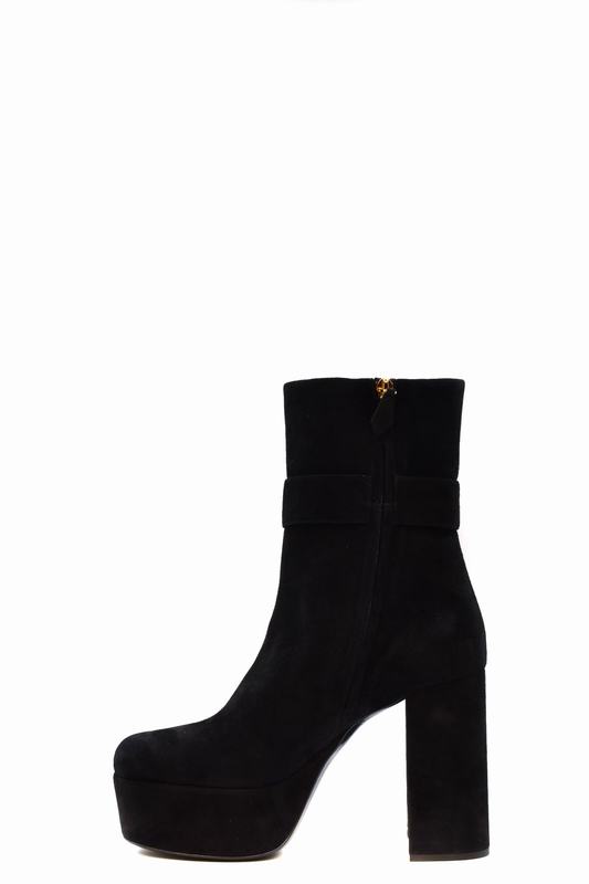 Miu Miu Stivali Codice prodotto: 5UP065 008F0002 Moda