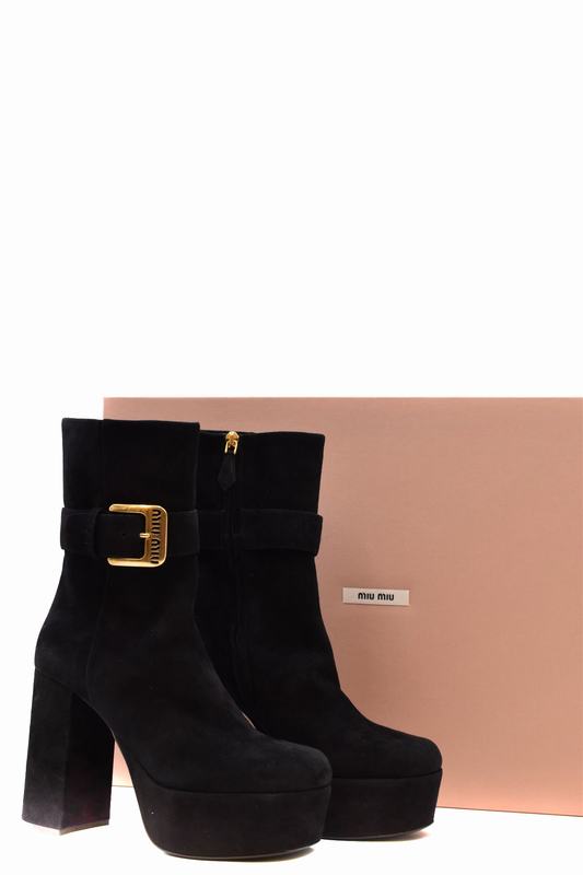Miu Miu Stivali Codice prodotto: 5UP065 008F0002 Moda