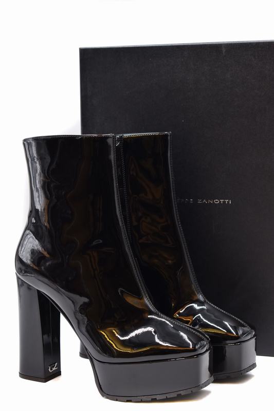 Giuseppe Zanotti Stivali Codice prodotto: I270017 Spedizione Gratuita