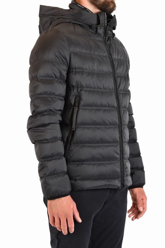 Peuterey Giacche Codice prodotto: PEU3257 01181503 NER Offerte stagionali