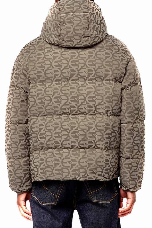 Emporio Armani Piumini Codice prodotto: 6L1BH2 1NLLZ 0177 Vendita Calda
