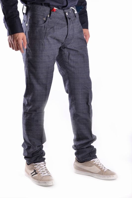 Jacob Cohen Pantaloni Codice prodotto: Prezzo basso