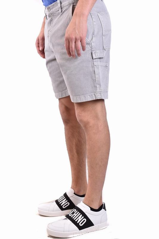 Moschino Bermuda Codice prodotto: A0354 20181486 Only for today