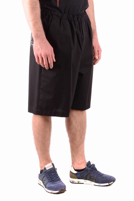 MCQ Alexander Mqueen Bermuda Codice prodotto: Esporta salva