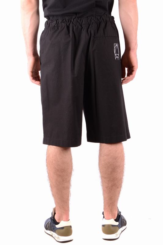 MCQ Alexander Mqueen Bermuda Codice prodotto: Esporta salva