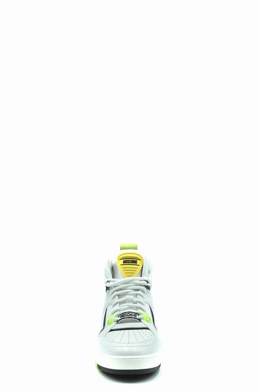 Moschino Sneakers Codice prodotto: MB15604G1G4110A G4110A Spedizione Gratuita