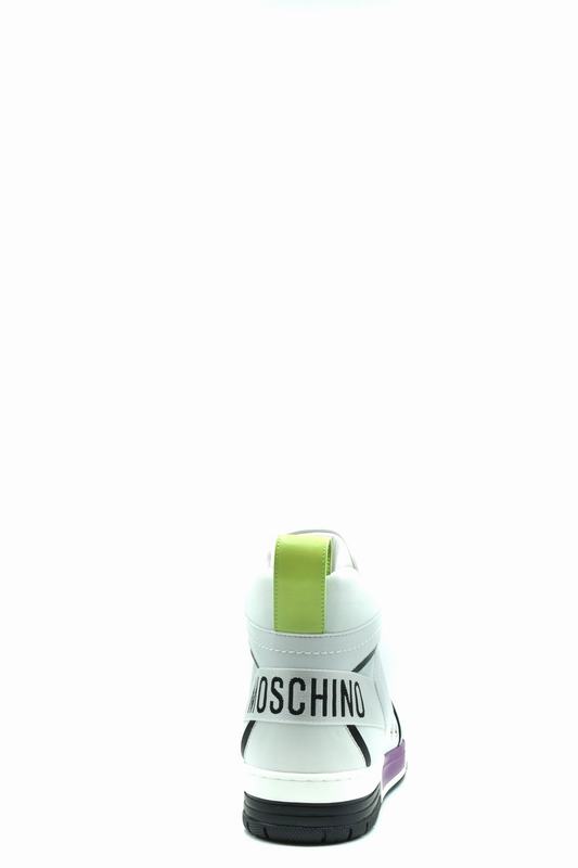 Moschino Sneakers Codice prodotto: MB15604G1G4110A G4110A Spedizione Gratuita