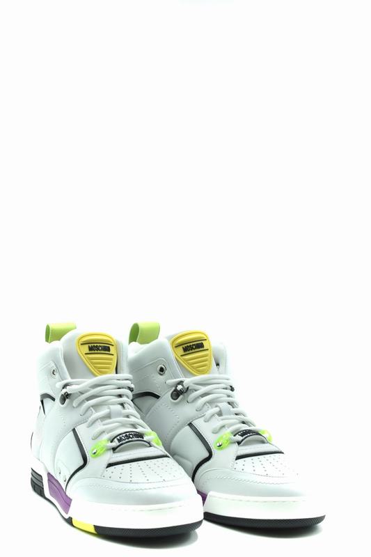 Moschino Sneakers Codice prodotto: MB15604G1G4110A G4110A Spedizione Gratuita