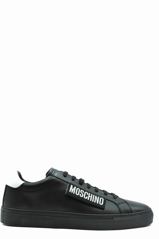 Moschino Sneakers Codice prodotto: MB15042G0DGA100A Outlet