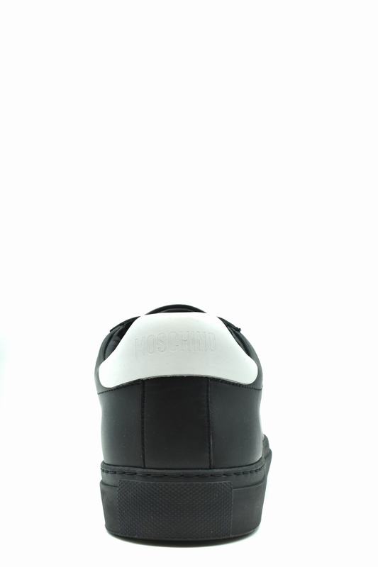 Moschino Sneakers Codice prodotto: MB15042G0DGA100A Outlet