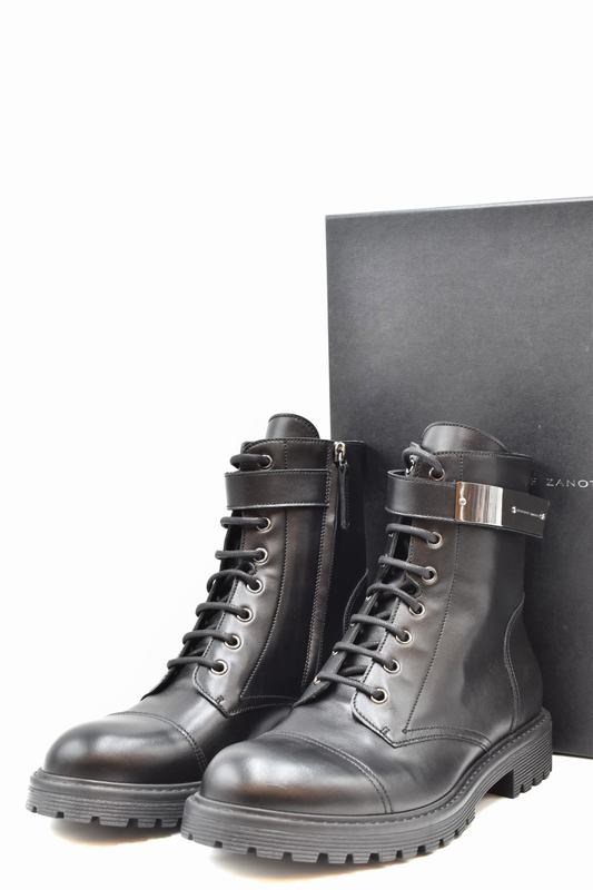 Giuseppe Zanotti Stivaletti Codice prodotto: IU00003 Sconto di tempo limitato
