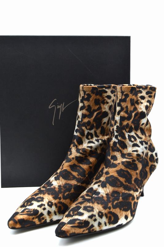 Giuseppe Zanotti Stivali Codice prodotto: I870026 Sottocosto