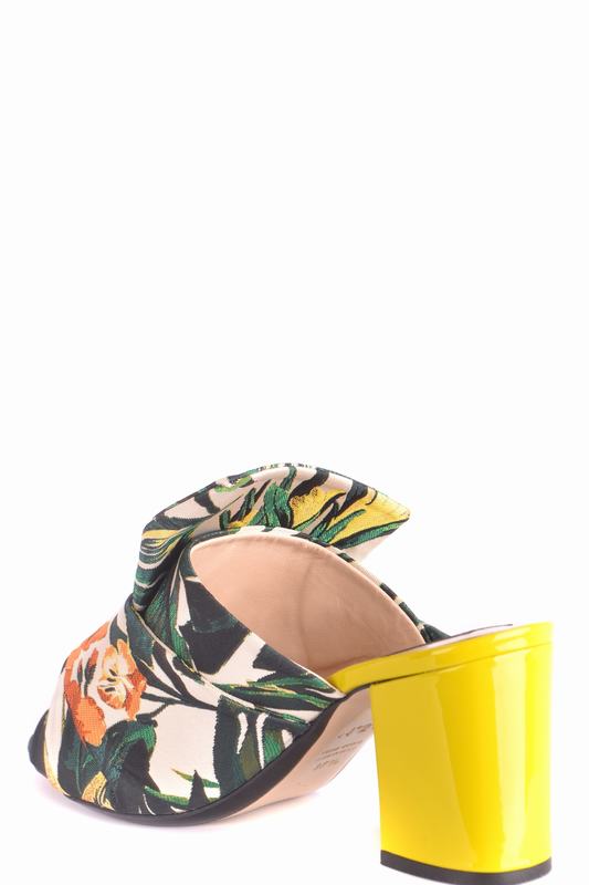Sandali Codice prodotto: N218E8784-00100600 Fino al 55% di sconto