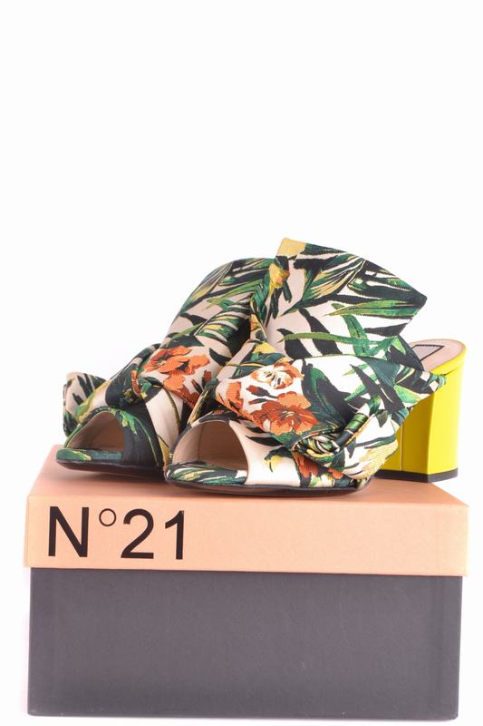 Sandali Codice prodotto: N218E8784-00100600 Fino al 55% di sconto