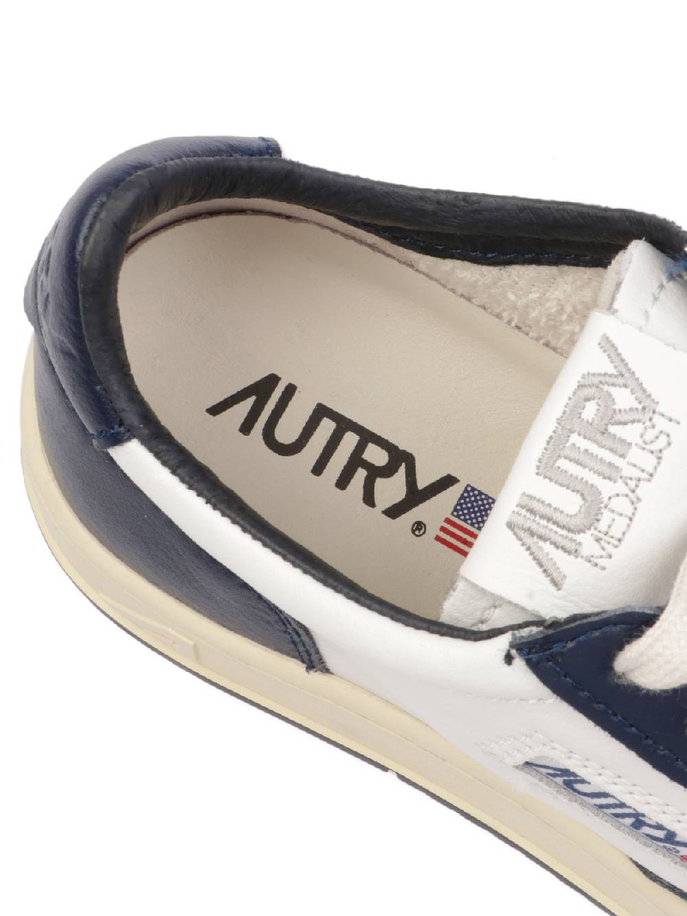 AUTRY Sneakers Donna AULW in Pelle Consegna Veloce