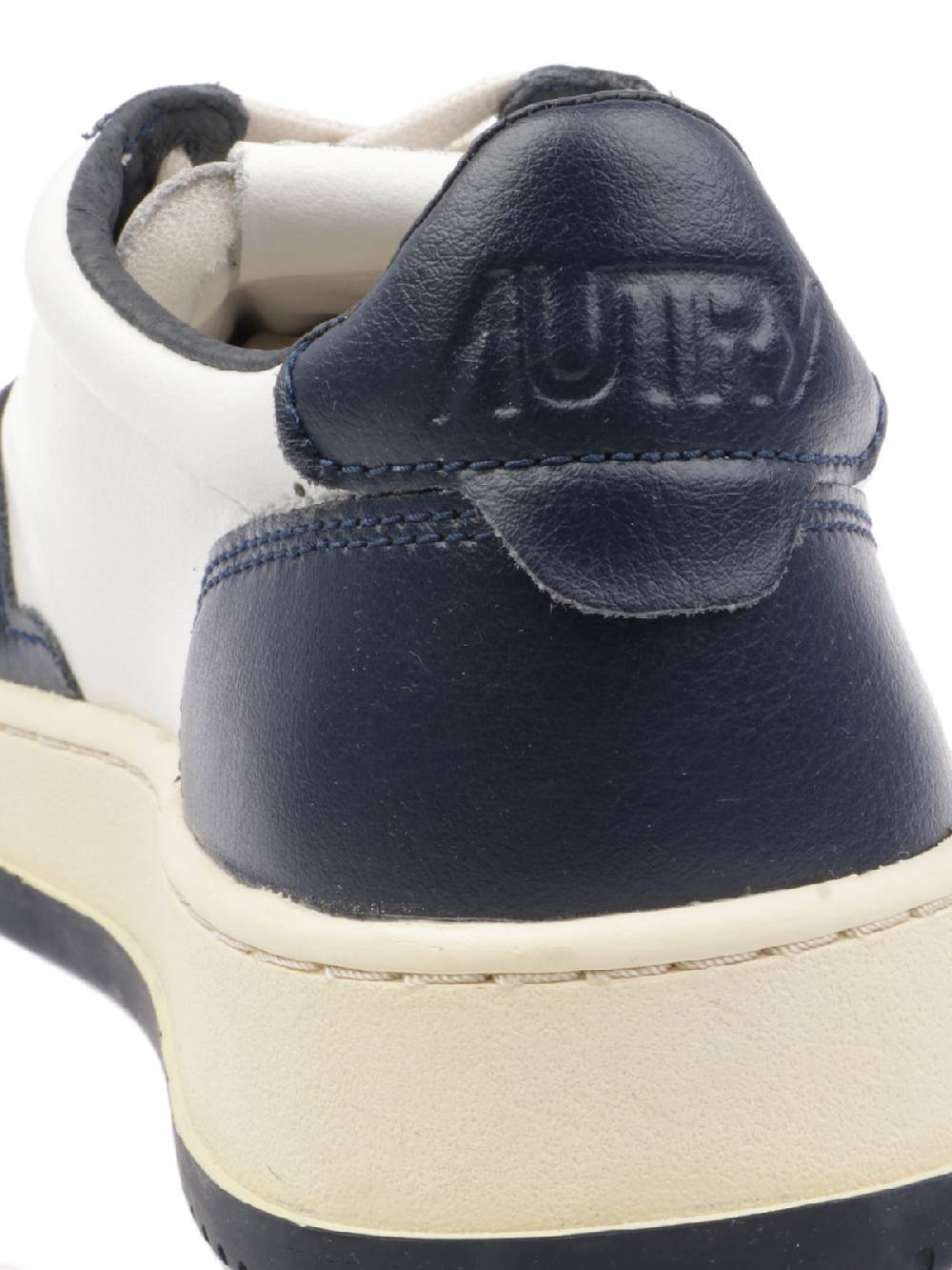 AUTRY Sneakers Uomo AULM in Pelle Fino al 55% di sconto