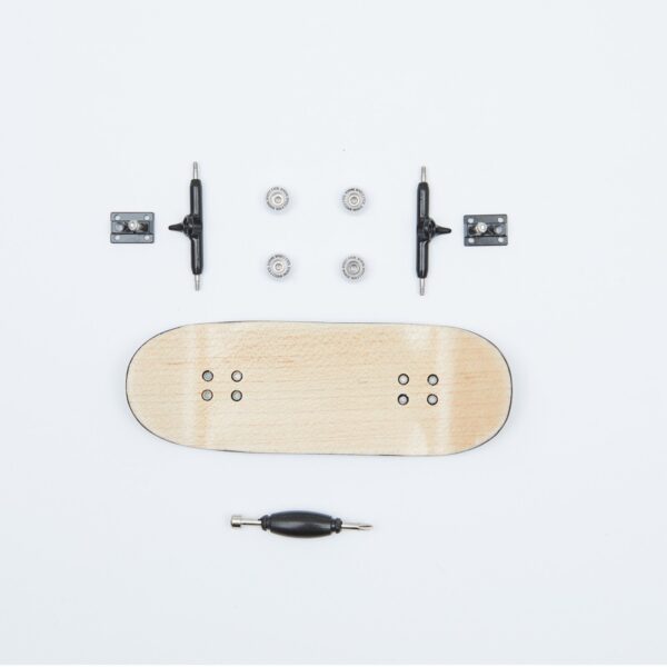 Propaganda Propaganda x Close Up Fingerboard complete set – Black Sconto