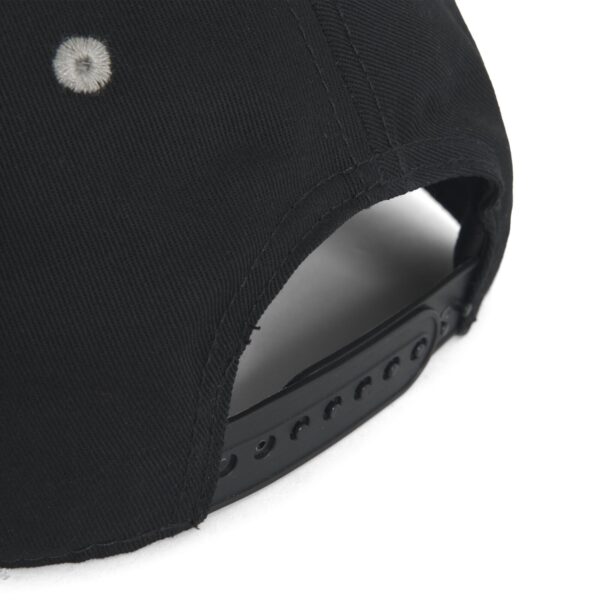 Propaganda Triangle Snapback Acquista Ora