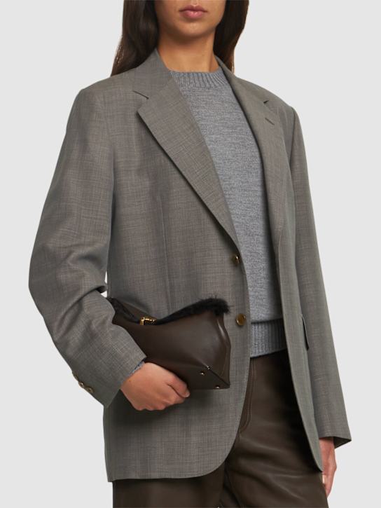 Luisaviaroma Pochette T-Lock in nappa lucida e shearling Promozione Limitata
