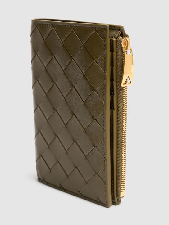 Luisaviaroma Medium Intrecciato 15 leather wallet Qualità Garantita