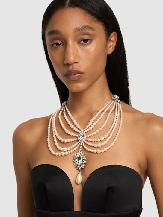 Luisaviaroma Collana con perle d’imitazione e cristalli Acquista Ora
