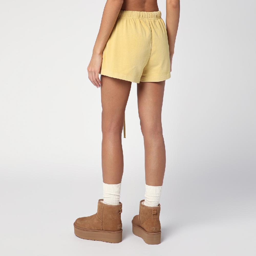 Fear of God Essentials Short color ambra con logo Hotsell