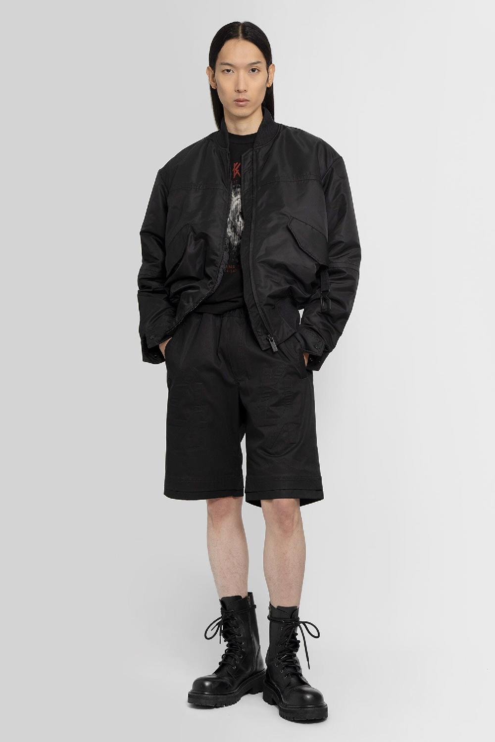Antonioli 44 LABEL GROUP MAN BLACK SHORTS Acquista Ora