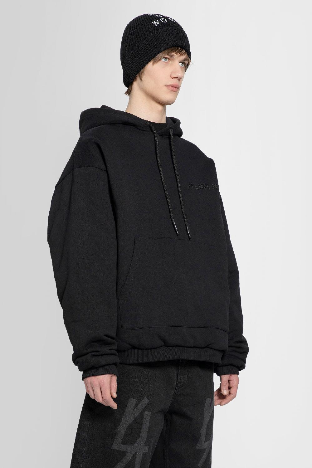 Antonioli 44 LABEL GROUP MAN BLACK SWEATSHIRTS Sconto