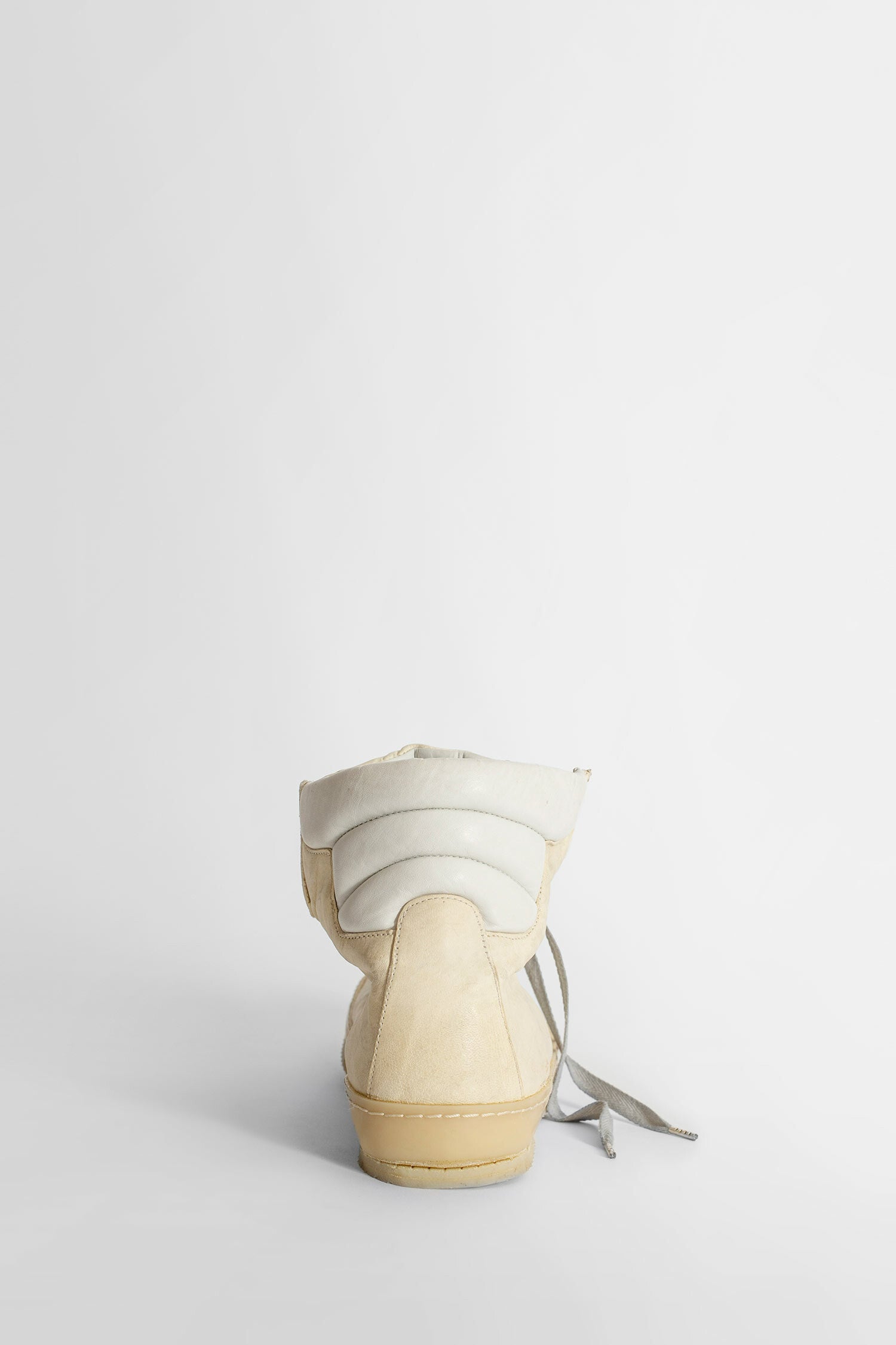 Antonioli A DICIANNOVEVENTITRE MAN OFF-WHITE SNEAKERS I Più Venduti