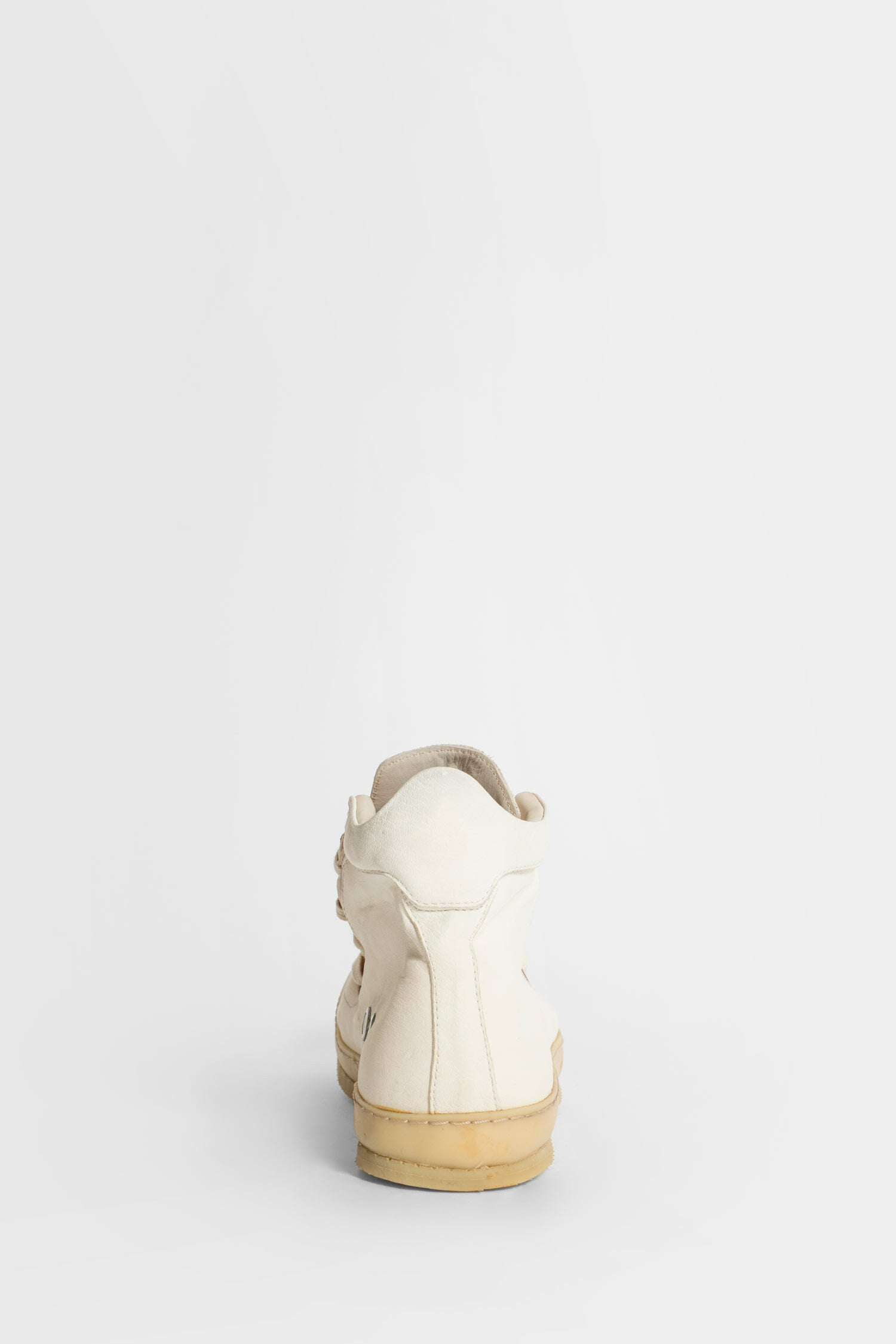 Antonioli A DICIANNOVEVENTITRE MAN WHITE SNEAKERS Negozio