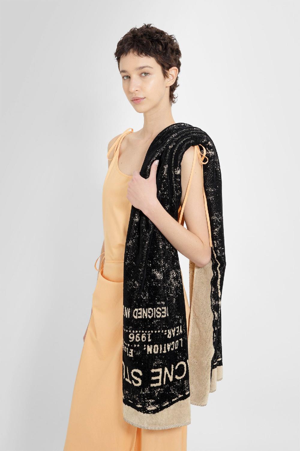 Antonioli ACNE STUDIOS WOMAN MULTICOLOR SCARVES Negozi Online