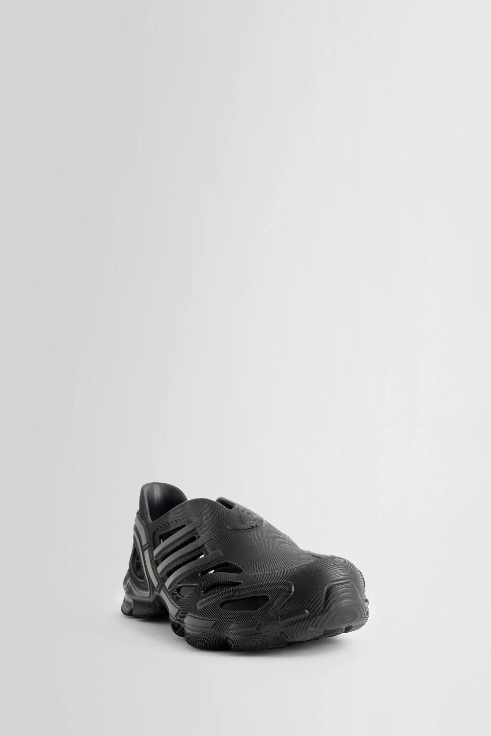 Antonioli ADIDAS MAN BLACK LOAFERS & FLATS Economico