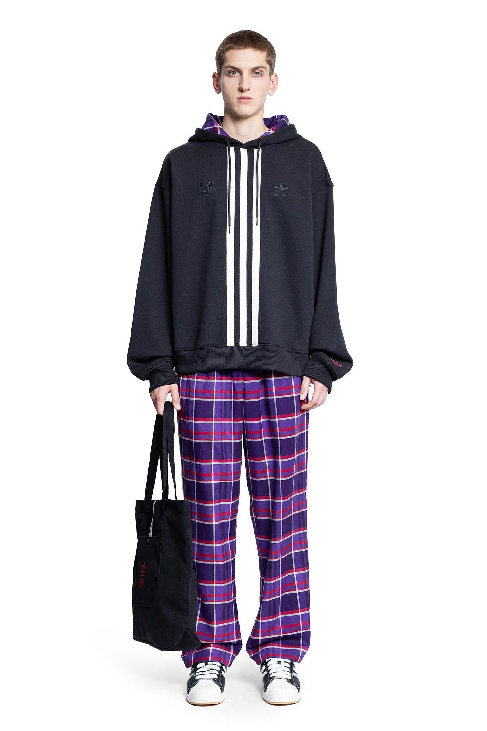 Antonioli ADIDAS MAN BLACK SWEATSHIRTS Offerte