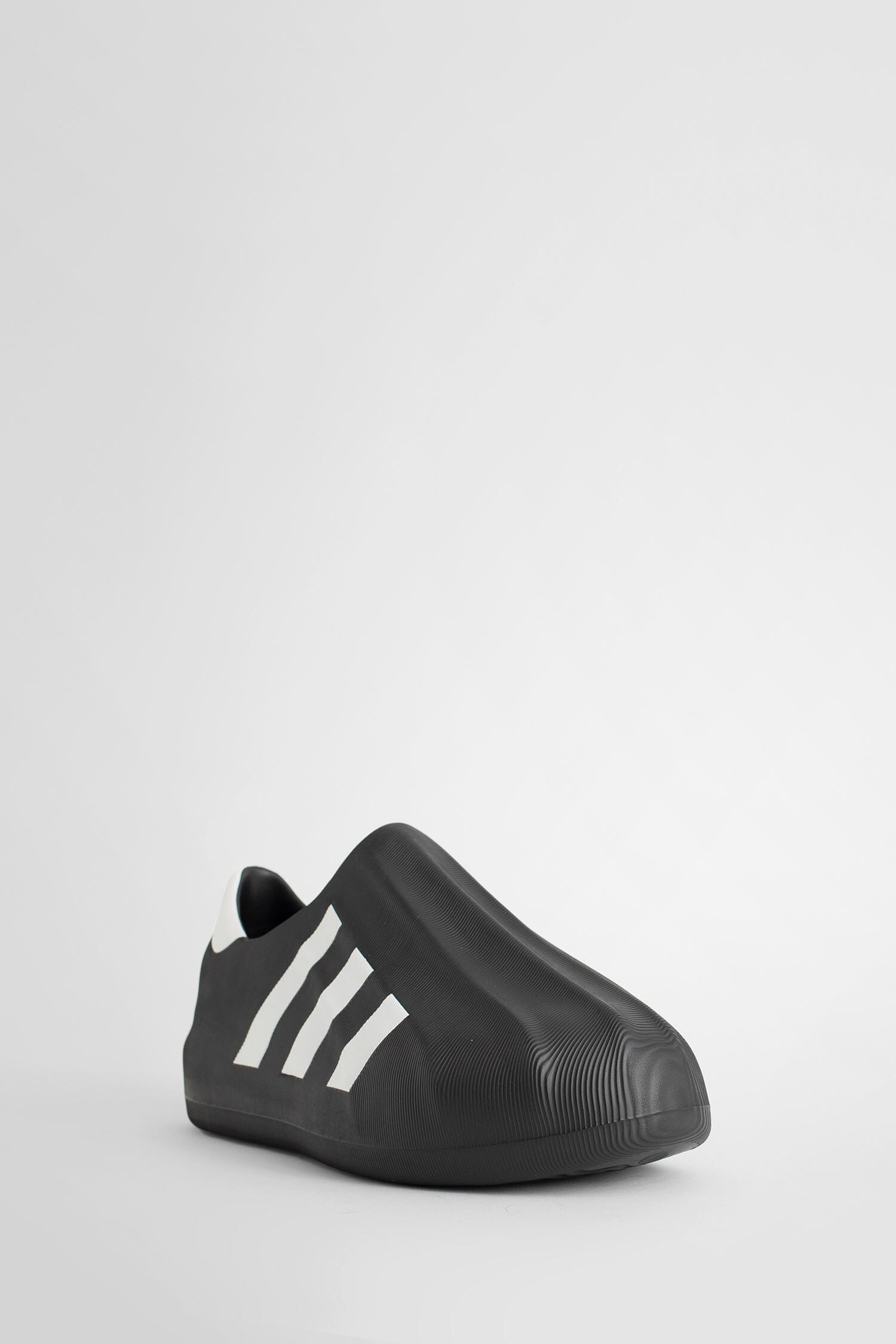 Antonioli ADIDAS UNISEX BLACK&WHITE SNEAKERS Convenienza