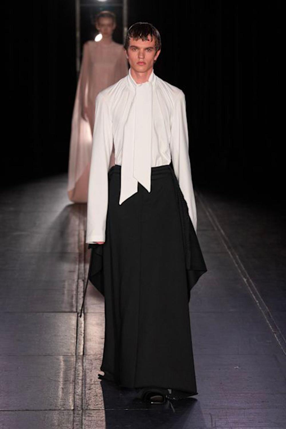 Antonioli ALAINPAUL WOMAN WHITE TOPS Fino Al -60%