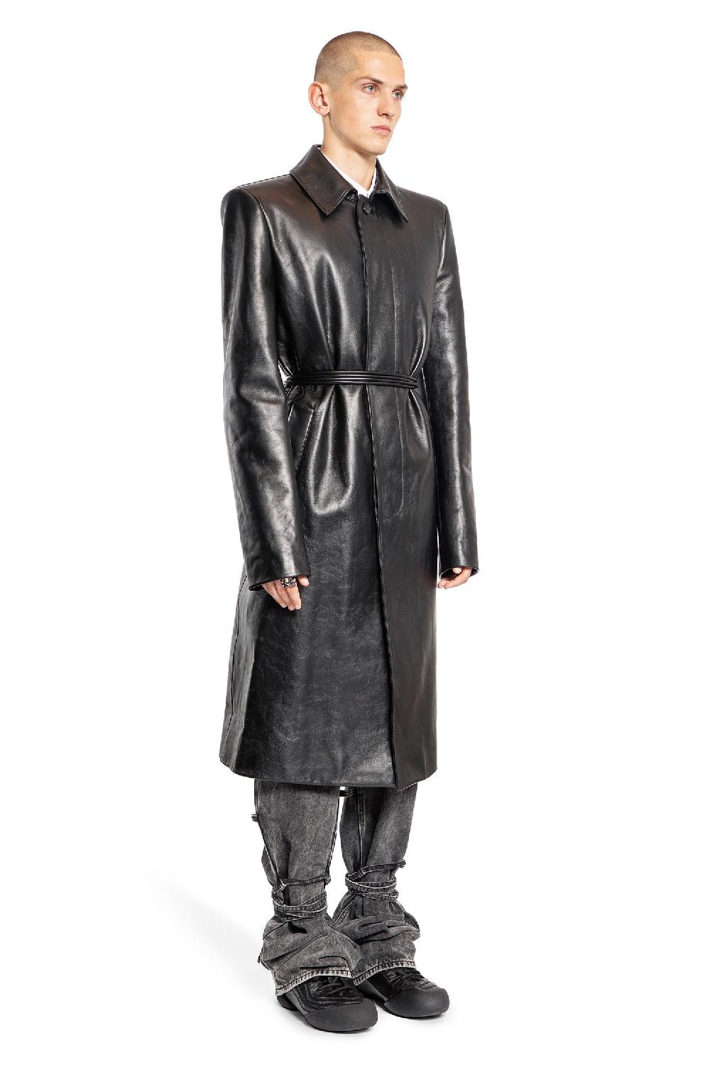 Antonioli ALEXANDER MCQUEEN MAN BLACK COATS Offerta