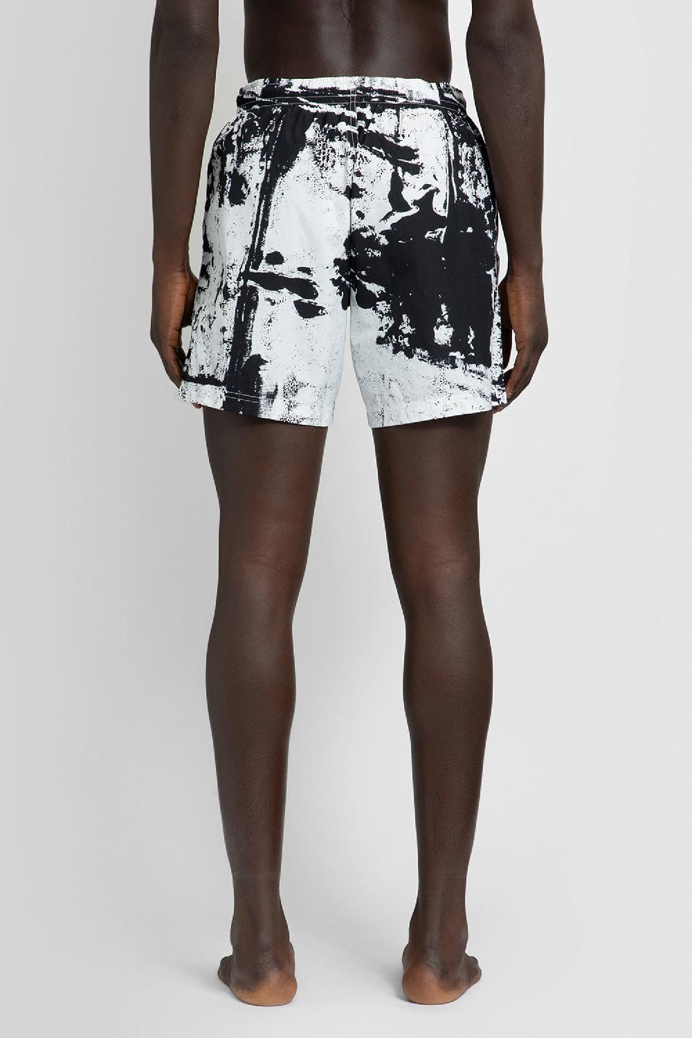 Antonioli ALEXANDER MCQUEEN MAN BLACK&WHITE SWIMWEAR Vendita Economica