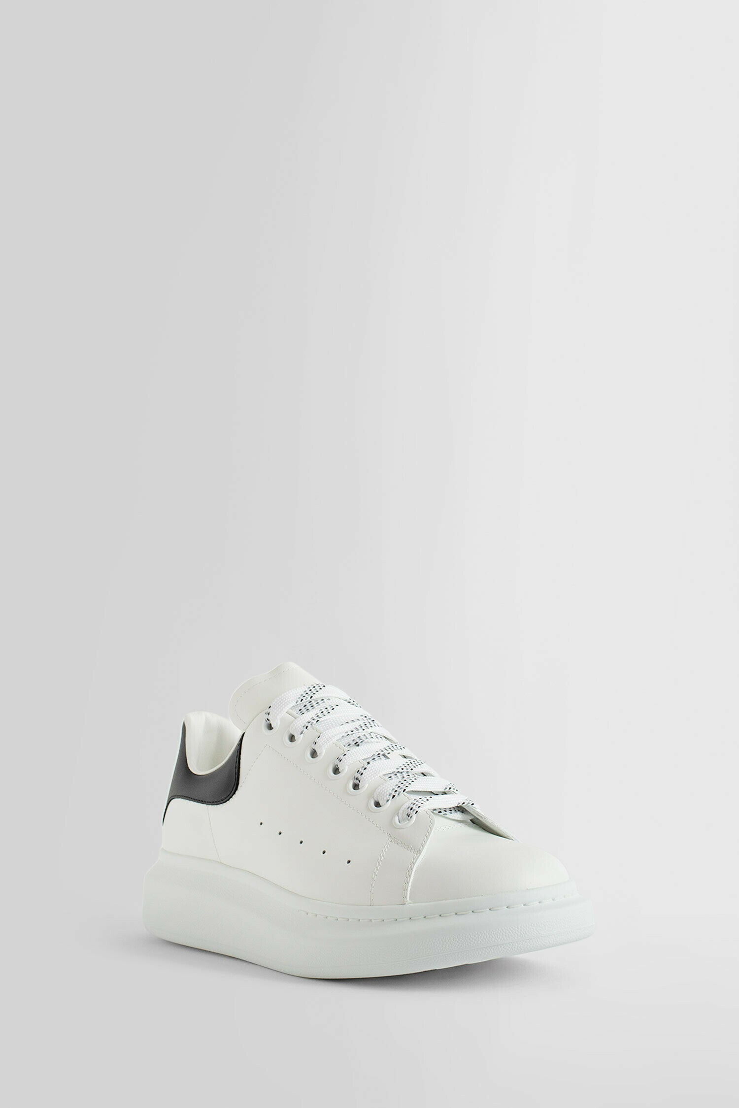 Antonioli ALEXANDER MCQUEEN MAN WHITE SNEAKERS Acquista Ora