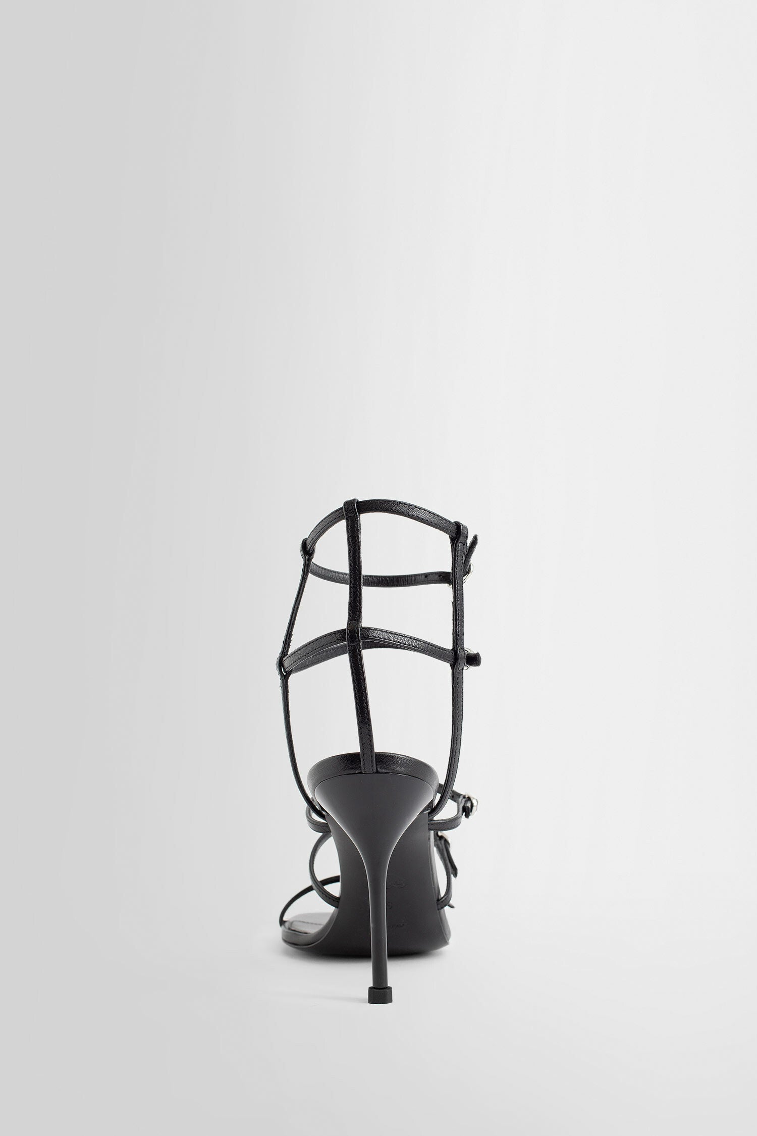 Antonioli ALEXANDER MCQUEEN WOMAN BLACK SANDALS & SLIDES 2025